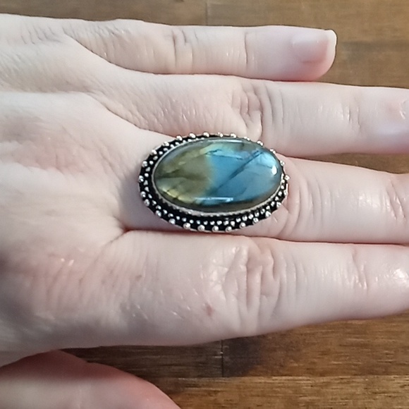 Labradorite Ring Size 9 - Picture 3 of 5
